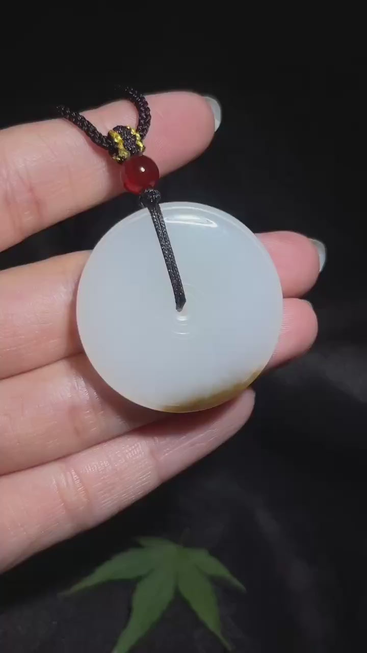 和田玉糖羊脂白玉平安扣– 厚德载玉