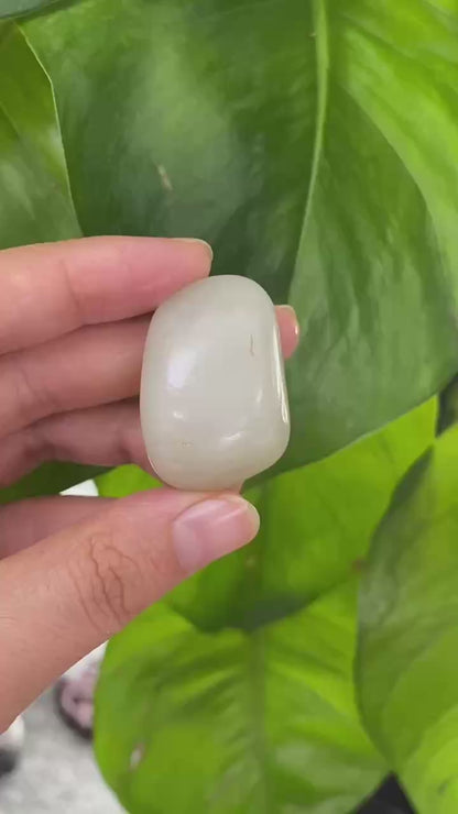 和田玉-白玉籽料原石