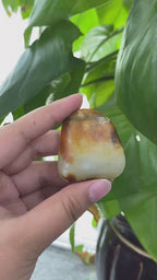和田玉-聚黄皮青花底籽料挂件