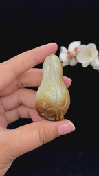 和田玉-糖青白【白菜】大挂件（53.0g）